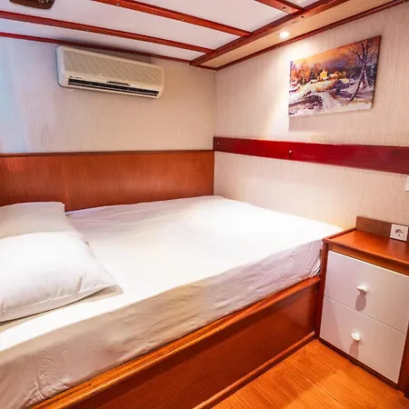 Úszó hotel Esperanza Marmaris